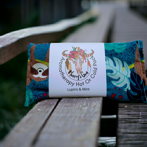 Sloth with lupins & mint